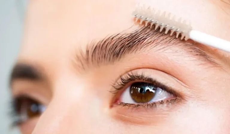 هزینه کاشت ابرو : در ایران و در سال 1404 چقدر است؟