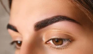 ترمیم کاشت ابرو : راهکاری برای ابروهای کامل تر و جذاب تر