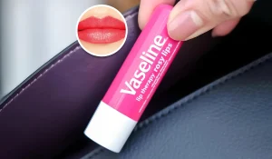 بالم لب وازلین : راز نرم ترین لبها با این محصول محبوب!