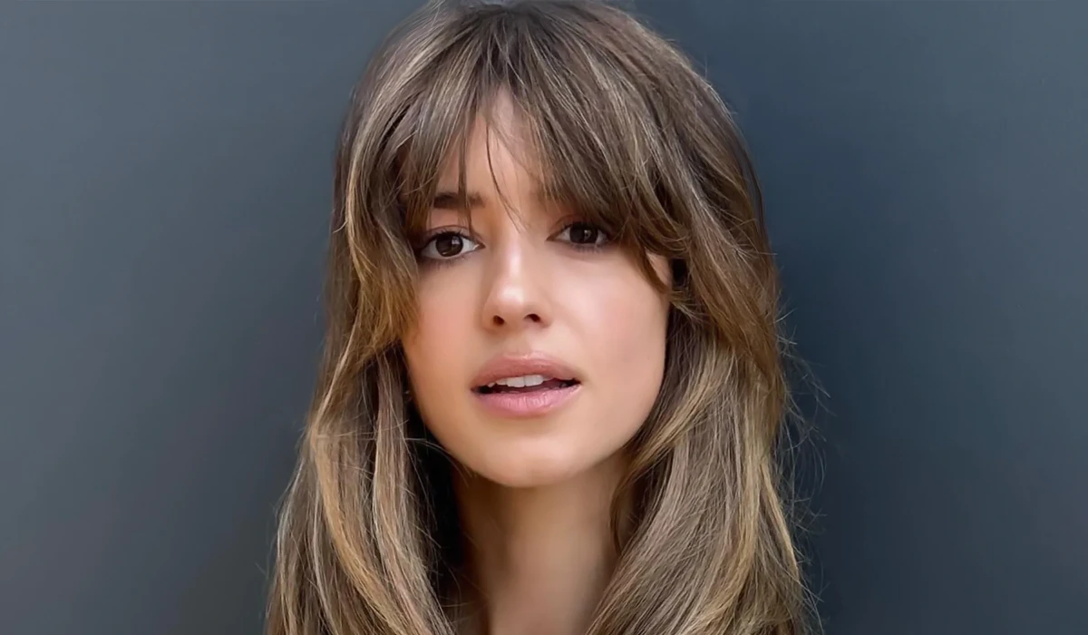 چتری پردهای (Curtain Fringe)