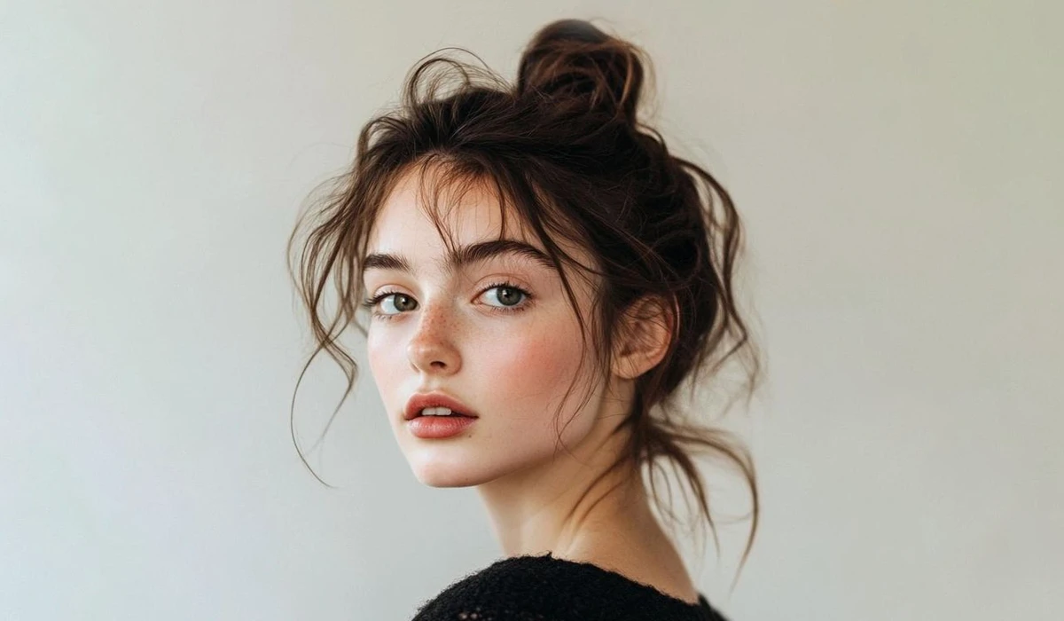 شینیون نامرتب (Messy Bun)