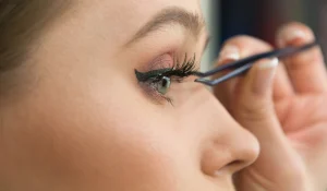 کاشت مژه مصنوعی چیست؟ معرفی 12 مدل کاشت مژه مصنوعی محبوب