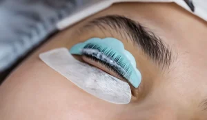 لیفت و لمینت مژه : همه چیز درباره تقویت و زیبایی مژهها