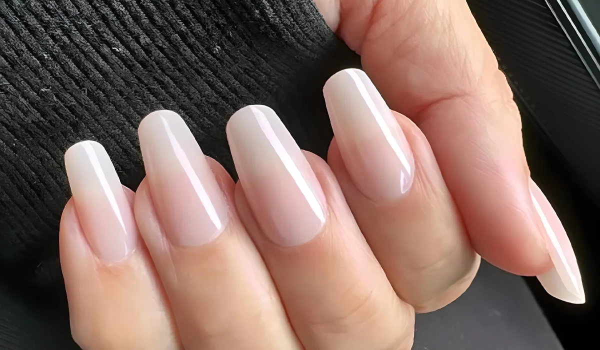 ناخن‌های ژله‌ای (Jelly Nails)