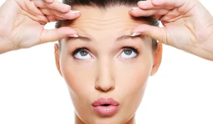 علل چین و چروک در سنین پایین چیست؟