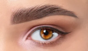 فیبروز ابرو : عوارض و مقایسه آن با میکرونیدلینگ