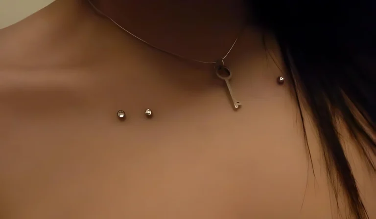 میکرودرمال یا کاشت نگین زیر پوست : نوعی پیرسینگ نیمه‌ دائمی